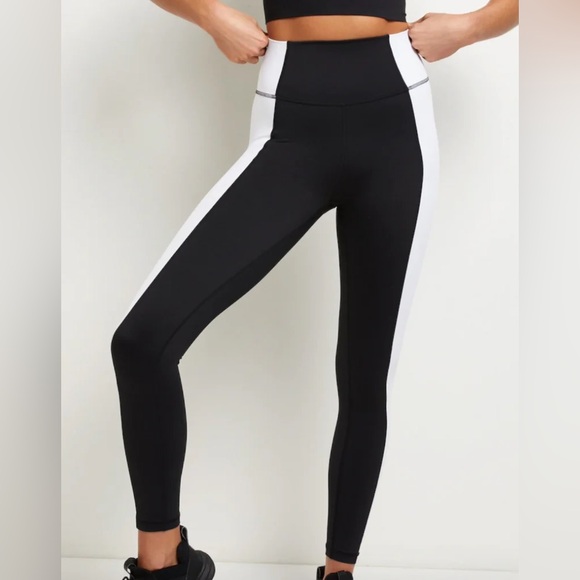 All Felix | Gigi 7/8 Black and White Leggings Size M - Picture 1 of 5